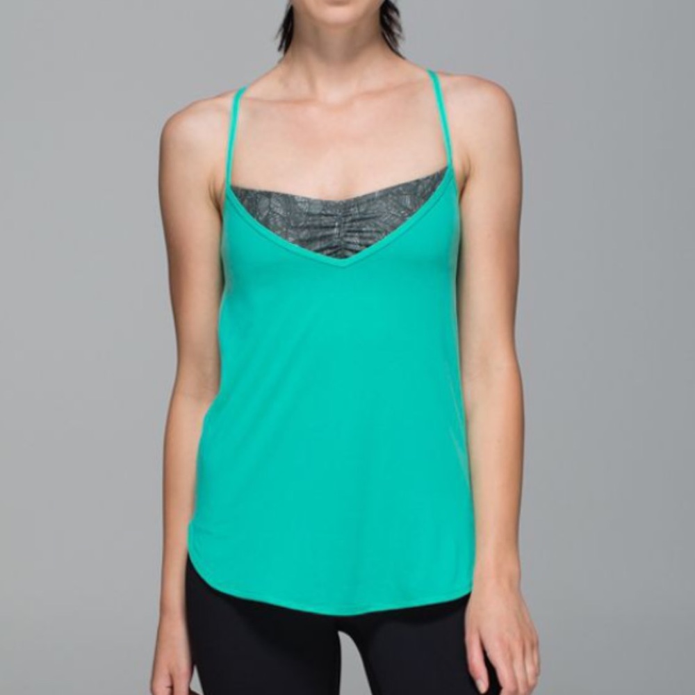 Lululemon Roll Out Tank with built in bra